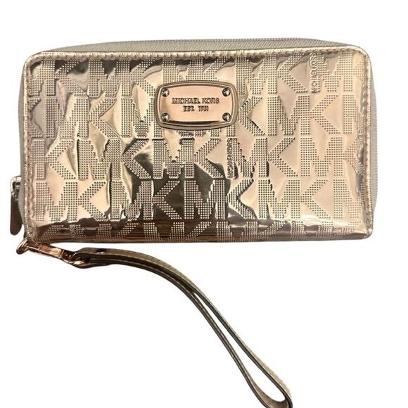 Michael Kors Rose Gold Logo Wallet/ Wristlet - Picture 1 of 11